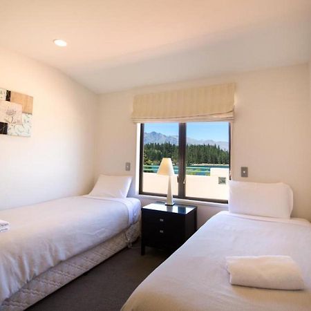 Lakefront Luxury Penthouse Central Queenstown Buitenkant foto
